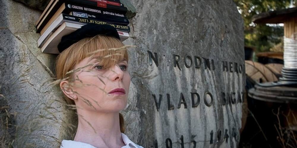 Nikolina Majdak – Podržavam / Noć performansa Zadar, 2021. / Photo: Krešimir Sorić Nikolina Majdak - Podržavam / Noć performansa Zadar, 2021. / Photo: Krešimir Sorić