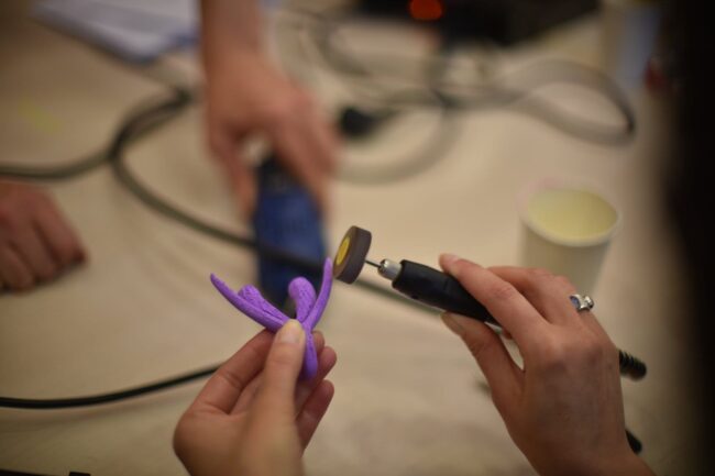 Lovro Dujnić: Radionica 3D printanja klitorisa / Queer Zagreb Sezona 2019 / Photo: Silvija Dogan, This is a Domino project!