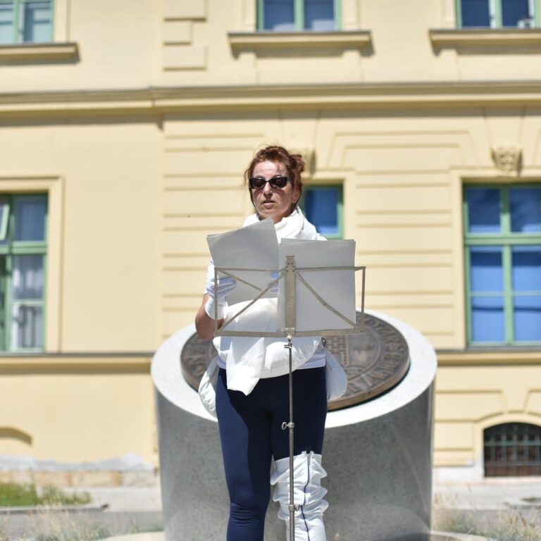 Sonja Leboš (HR) - Čekanje, Festival Perforacije 2019, Foto: Silvija Dogan, This is a Domino project!