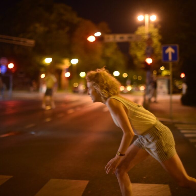 Škvadra (HR): Ne čujem te, mrak je / Festival Perforacije 2019, photo: Silvija Dogan / This is a Domino project!