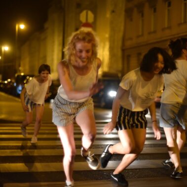 Škvadra (HR): Ne čujem te, mrak je / Festival Perforacije 2019, photo: Silvija Dogan / This is a Domino project!