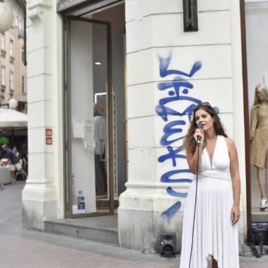 Mirjana Đan - Srbin, Ciganin, Peder i Musliman / Noć performansa 2021. / Photo: Silvija Dogan / This is a Domino project!