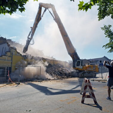 SummerLab Petrinja / Foto: Tomislav Čuveljak / Perforacije, 2021. / This is a Domino project!