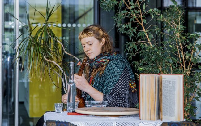 Elena Štrok – One rakia for the dead