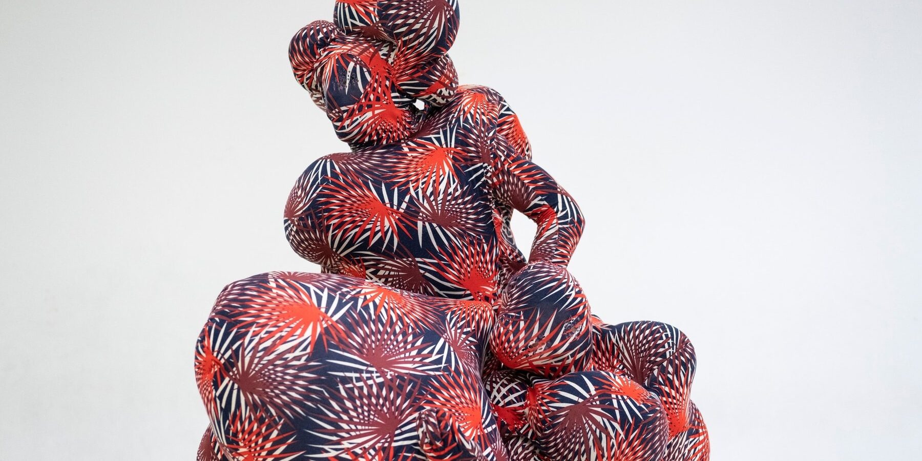 Bestjelesno – Bruno Isaković i Mia Zalukar / Photo: Neven Petrović