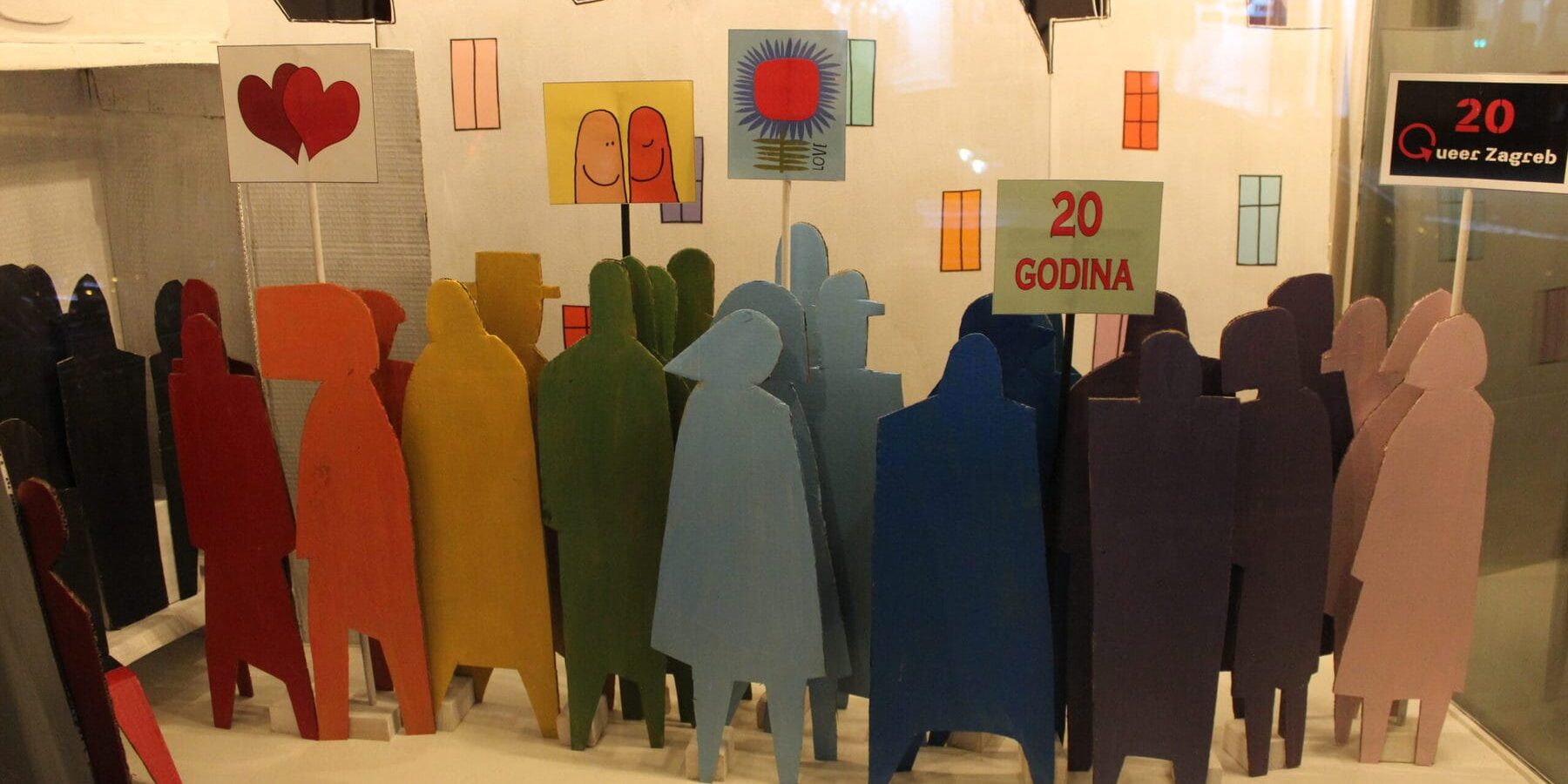 Slavljeničko ruho Dominovog izloga / 20. Queer Zagreb sezona / Autorica: Dunja Prostenik Niemčić / This is a domino project! Slavljeničko ruho Dominovog izloga / 20. Queer Zagreb sezona / Autorica: Dunja Prostenik Niemčić / This is a domino project!