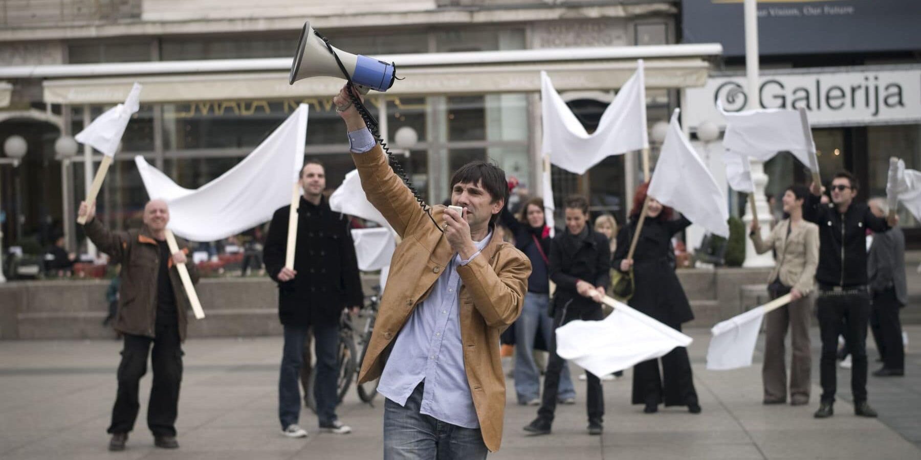 Siniša Labrović - Protest / Photo: Marko Ercegović, 2008.
