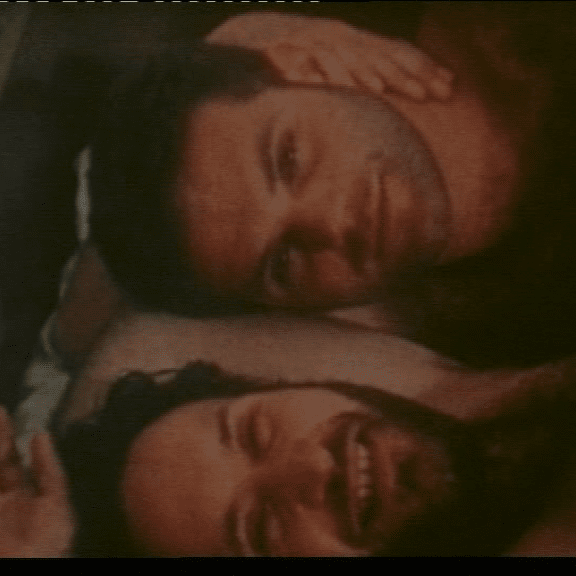 Queer MoMenti – filmski program / Love Experience