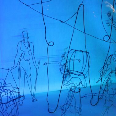 Proljetno ruho Dominovog izloga / Iva Katalinić – Window shopping for perspective