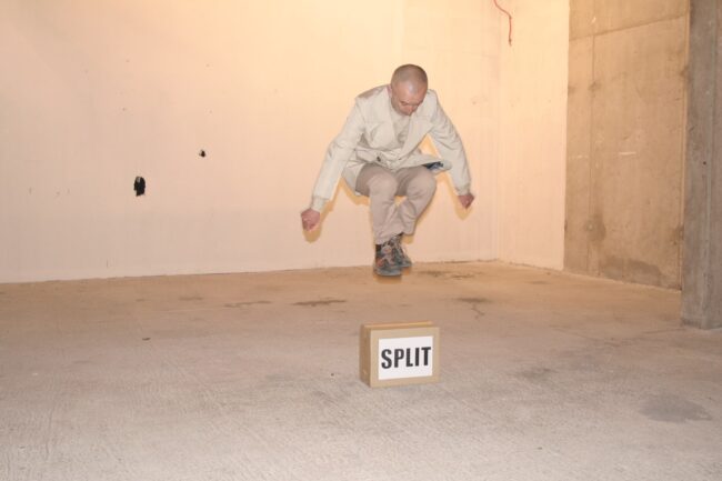 Milan Brkić – Udruge za suvremenu umjetnost Kvart: Skok (2009.) – arhiva umjetnika