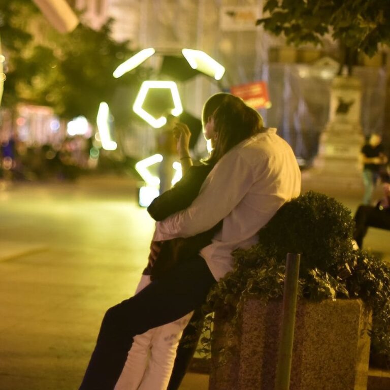 Igor Zenzerović – Studija jednog zagrljaja / Photo: Silvija Dogan / Queer Zagreb sezona 2022.