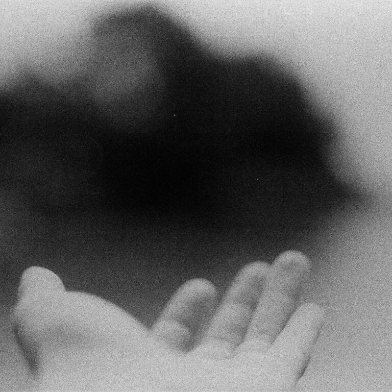 Dora Fodor: Mamihlapinatapai / Photo: Dora Fodor